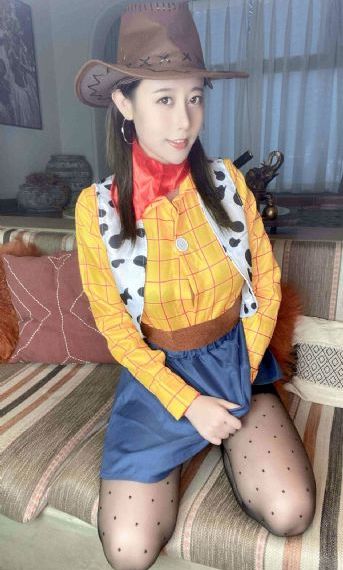 娇妻在黑人胯下哀求高潮_1080高清视频观看
