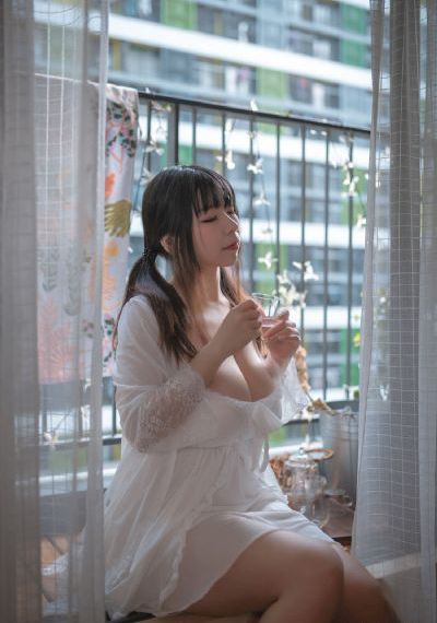 娇妻被交换粗又大又硬电影_在线观看免费电影